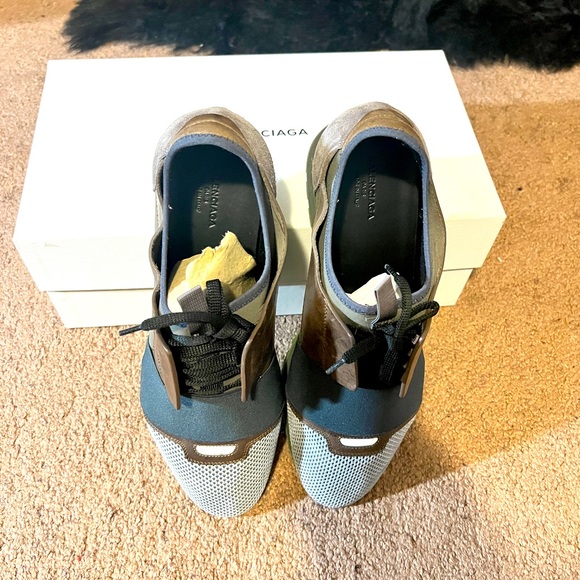 Balenciaga Runners - Picture 4 of 6